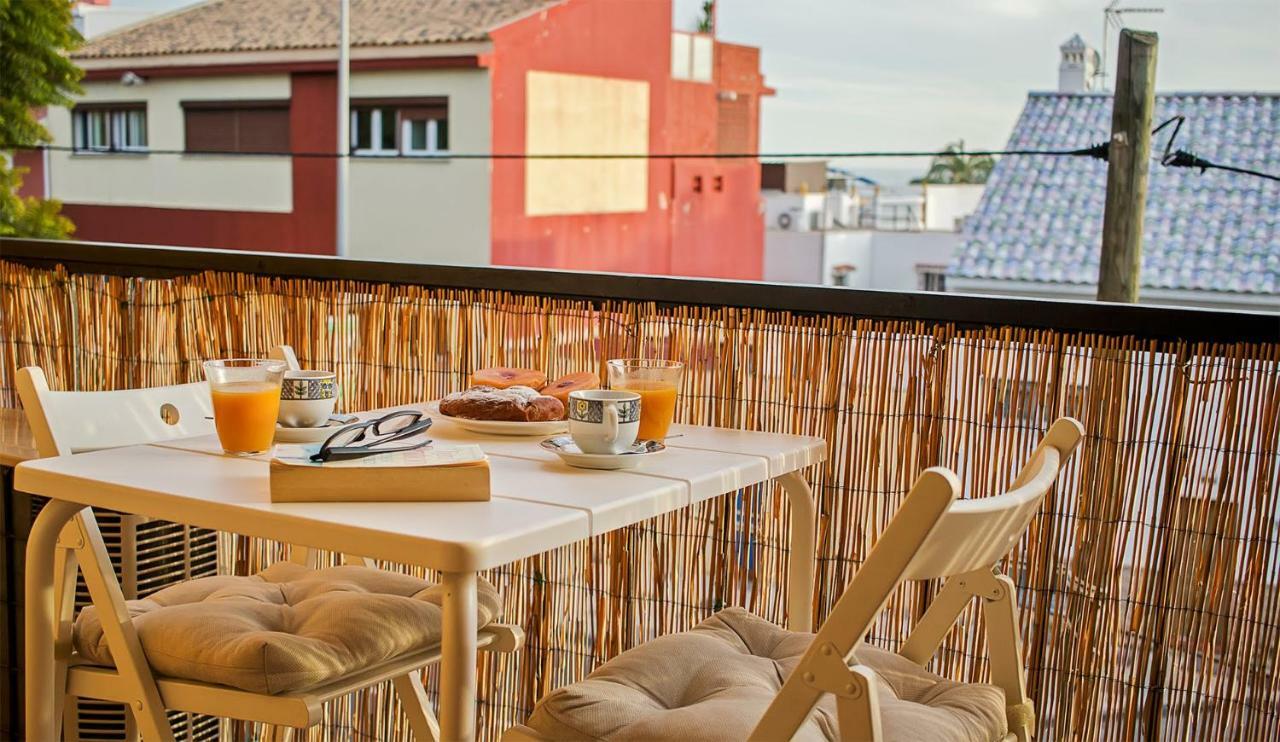 Apartamento Los Tres Soles Malaga Exterior photo